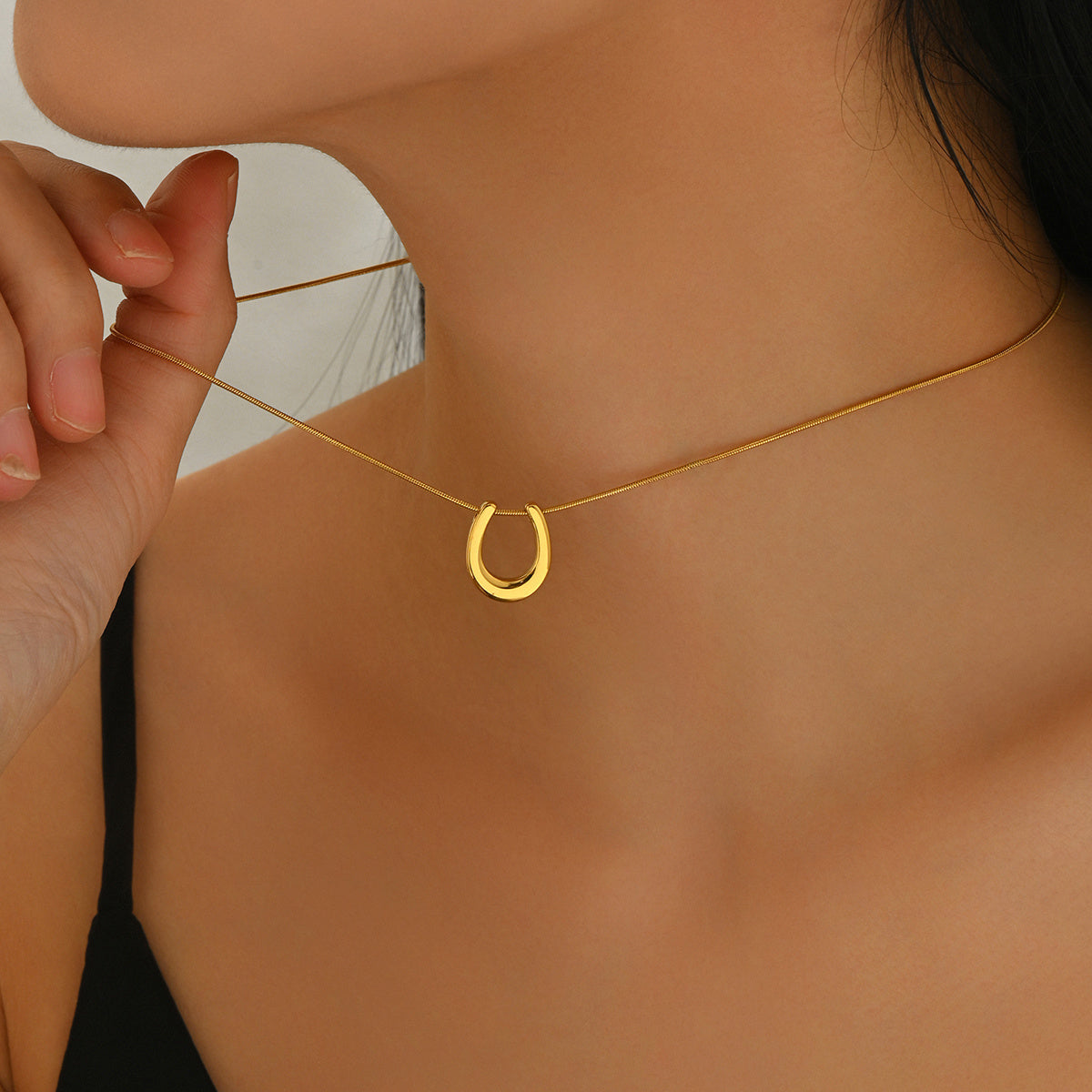Lxalry 18K Gold Plated Stainless Steel Necklace Modern Minimalist Hypoallergenic Jewelry Tarnish Free Skin Safe Gift For Women Wife Mom Everyday Special Occasion Luxury