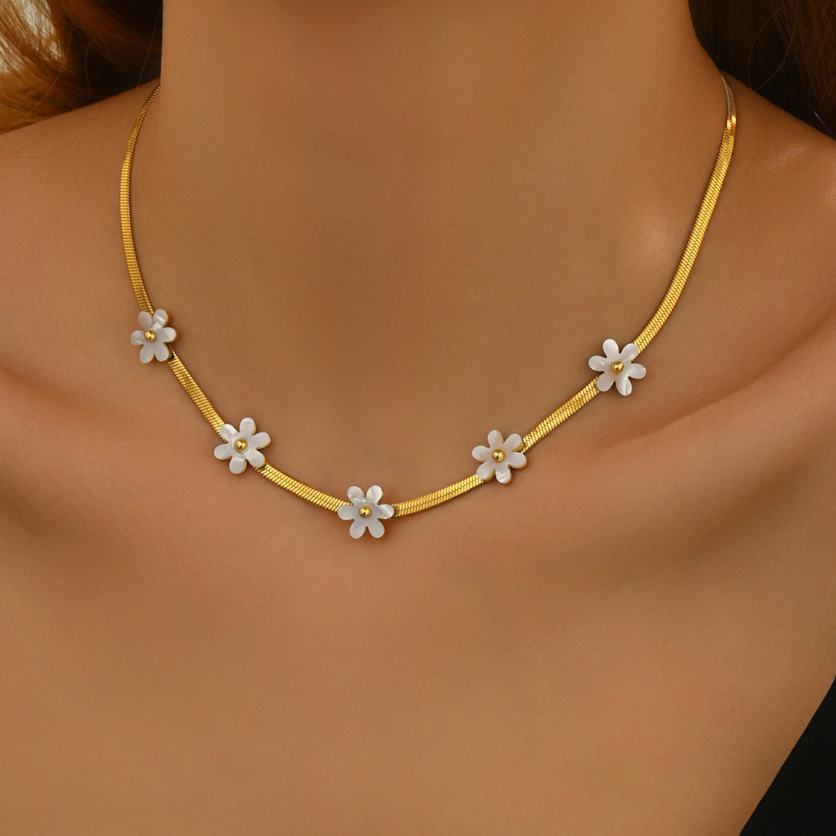 Lxalry 18K Gold Plated Bohemian Floral Necklace Stainless Steel Skin Safe Jewelry With White Blossom Charms Hypoallergenic Tarnish Free Gift For Women Wife Mom, Festive Occasions Everyday Boho