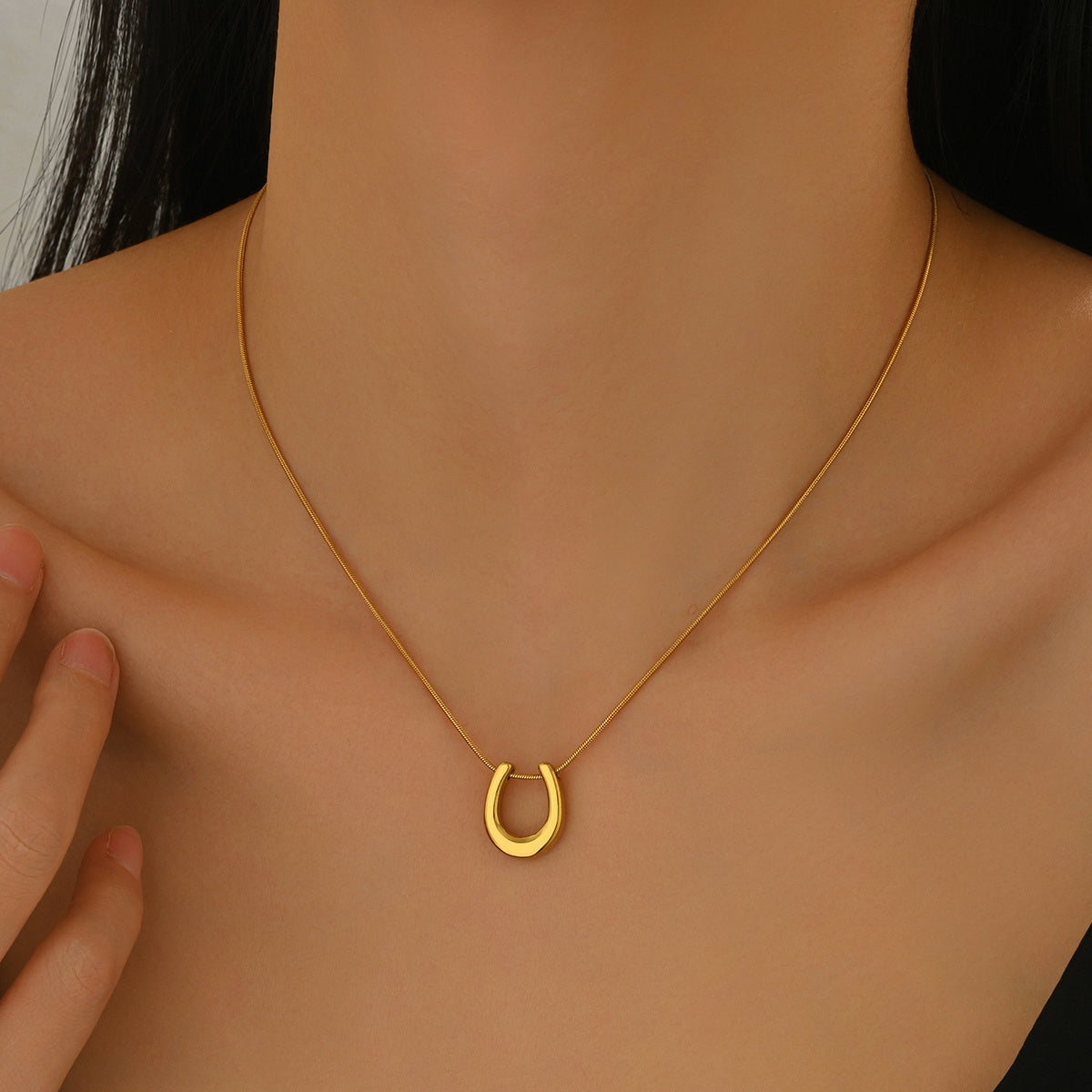 Lxalry 18K Gold Plated Stainless Steel Necklace Modern Minimalist Hypoallergenic Jewelry Tarnish Free Skin Safe Gift For Women Wife Mom Everyday Special Occasion Luxury
